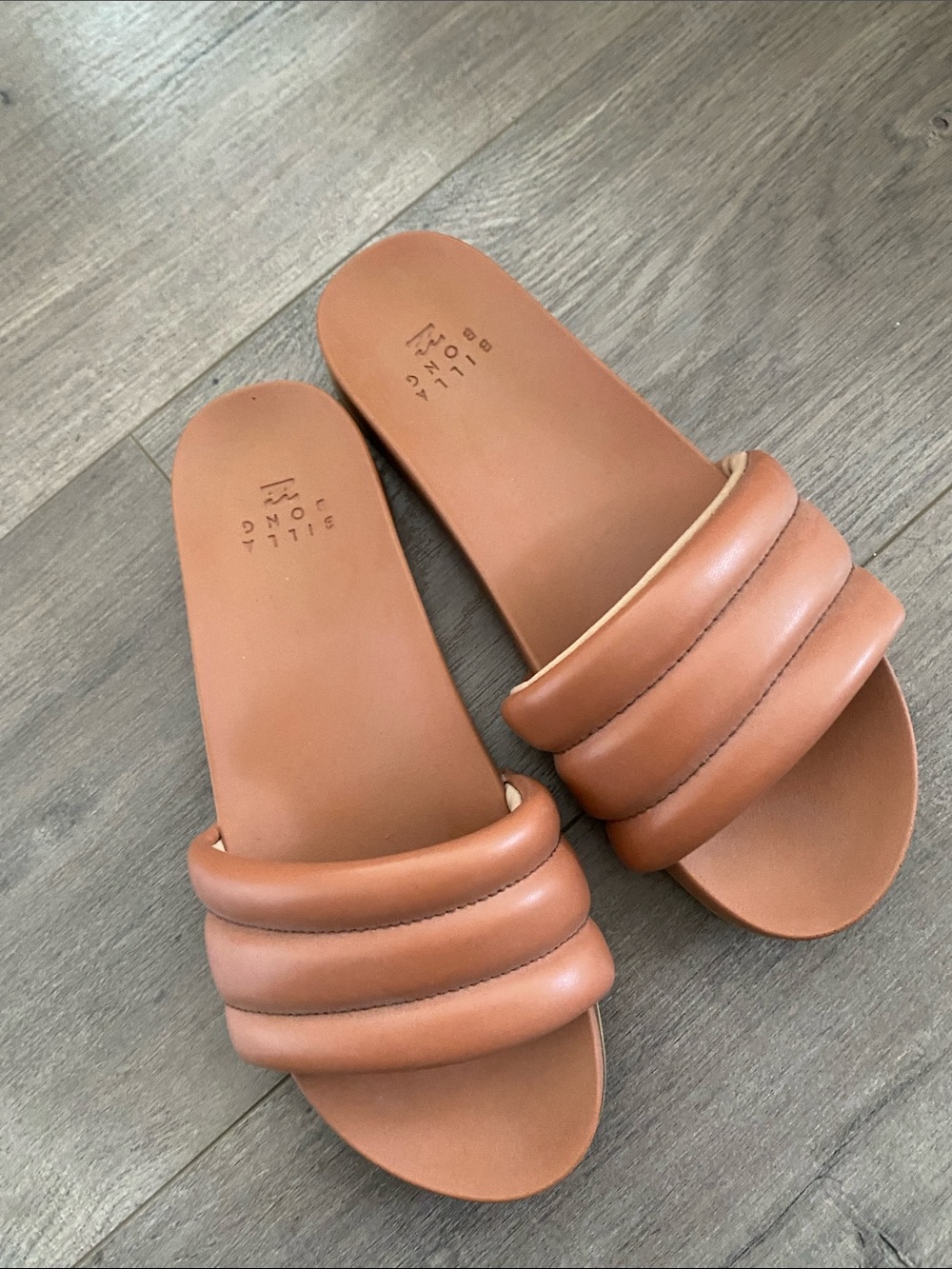 Billabong Padded Slide Sandals in Brown Tan